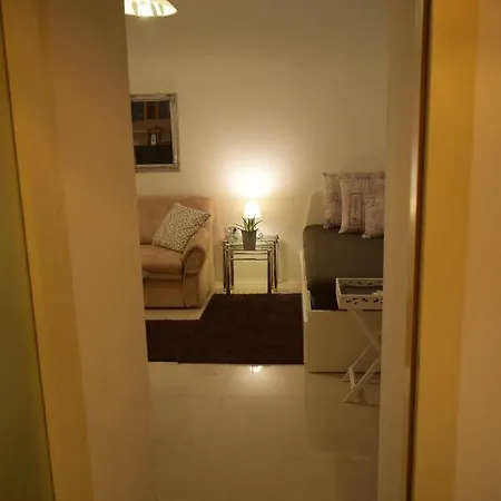 Studio-apartman Relax 公寓